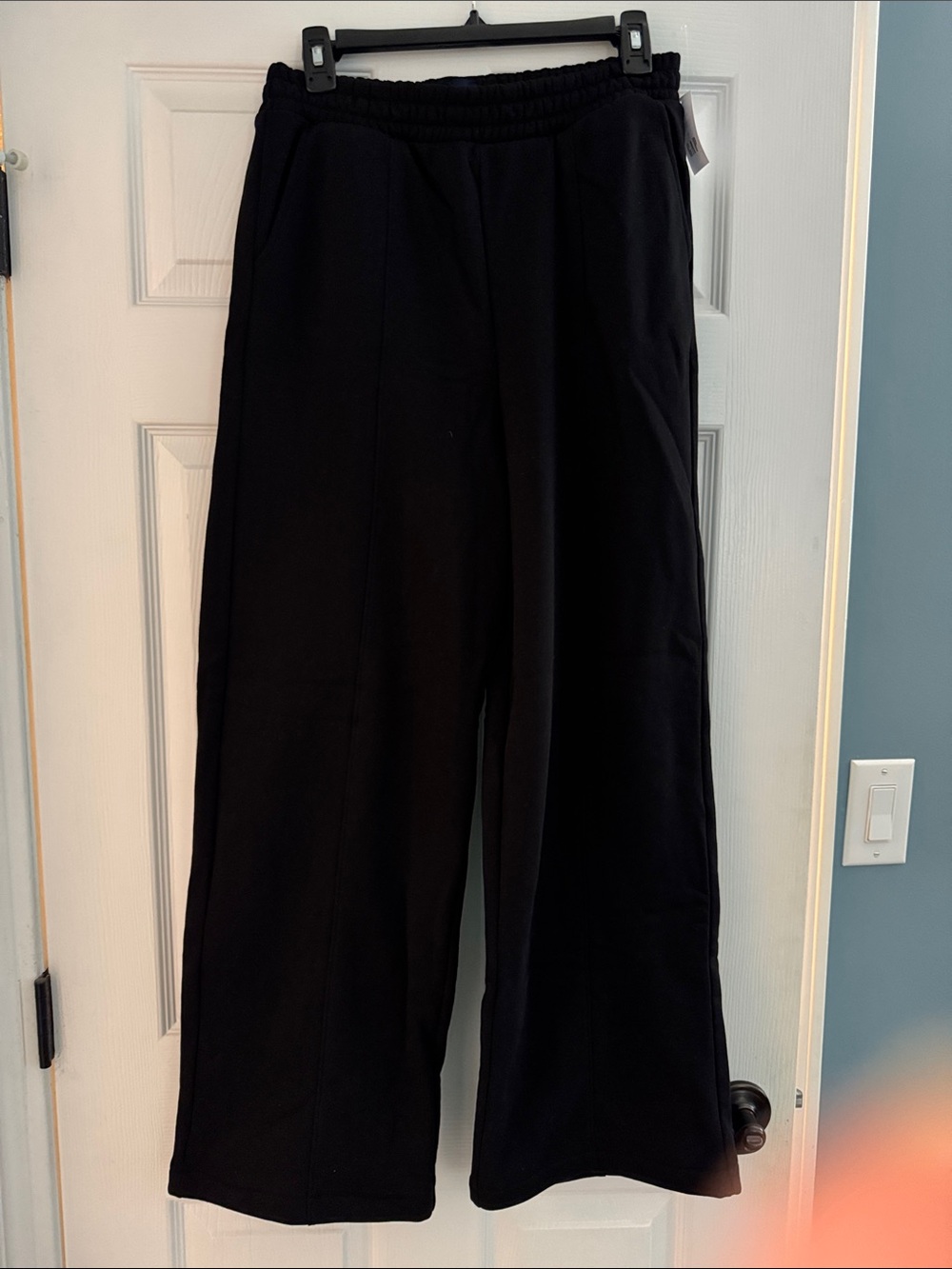 GAP women’s Black Wide Leg Pants Sz M NWT